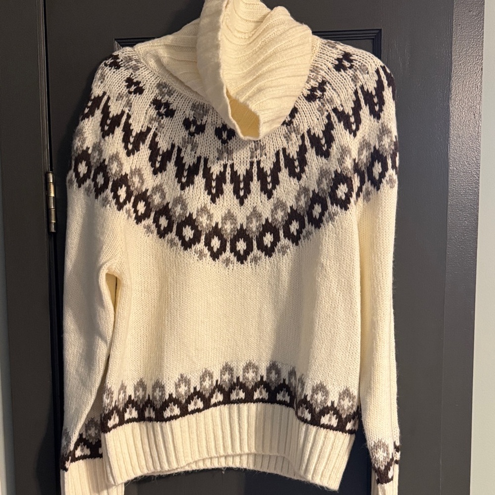 LOFT Cream and Brown Turtleneck Sweater